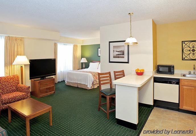 Residence Inn By Marriott Evansville East Номер фото